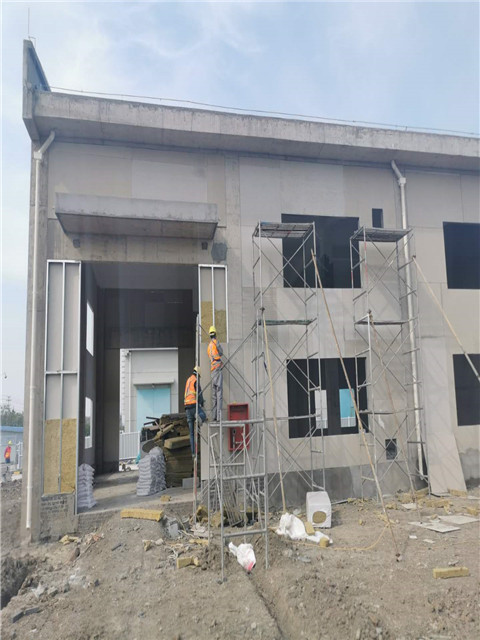 <a href='//ttjtu.com/' target='_blank'>防爆墙</a>